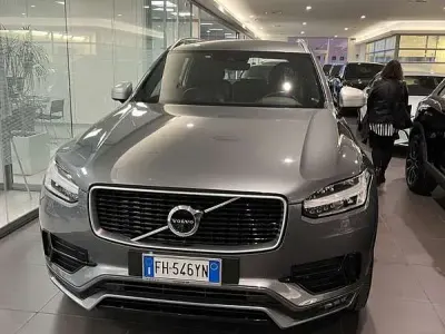Begagnad Volvo XC90 R-Design 235 HK (172 kW) 2017 SUV