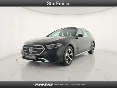 Usata Mercedes E220 Premium Plus 197 CV (144 kW) 2025 Nero Station wagon