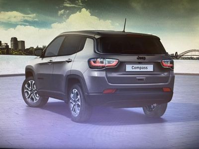 Usata Jeep Compass Limited 131 CV (96 kW) 2024 Gray SUV