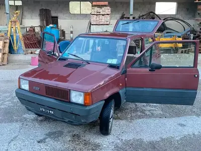 Usata Fiat Panda 45 CV (33 kW) 1984 Rosso Utilitaria