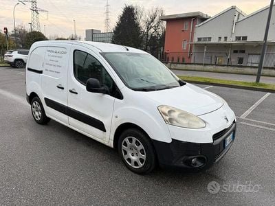 Bianco Usata 2013 Peugeot Partner Monovolume | 2200 € (Ottimo prezzo)