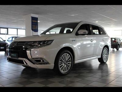 usata Mitsubishi Outlander P-HEV Outlander2.4 MIVEC 4WD PHEV Diamond SDA