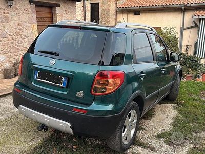 Usata Fiat Sedici 120 CV (88 kW) 2008 Verde SUV