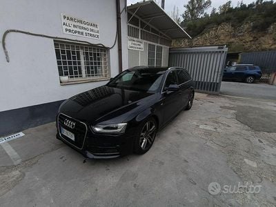 Begagnad Audi A4 S-Line 150 HK (110 kW) 2015 Blå Kombi