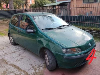 Usata Fiat Punto 60 CV (44 kW) 2000 Verde Utilitaria