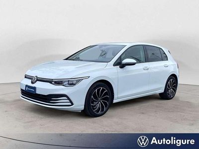 Usata VW Golf VIII Life 110 CV (80 kW) 2022 Bianco Utilitaria