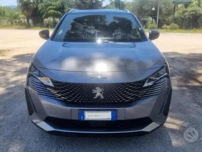 Usata Peugeot 3008 GT-line 131 CV (96 kW) 2023 Grigio SUV