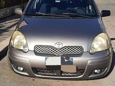 usata Toyota Yaris 5p 1.4 d-4d Sol