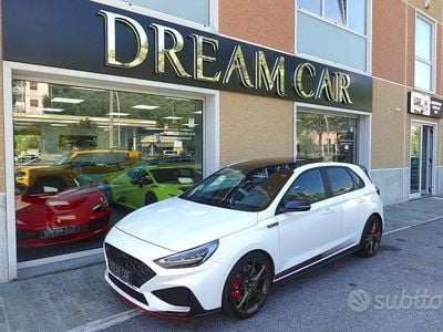 Usata Hyundai i30 Limited 280 CV (205 kW) 2022 Bianco pastello Berlina