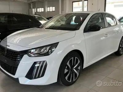 Bianco Usata 2024 Peugeot 208 Active Utilitaria | 13.900 € (Ottimo prezzo)
