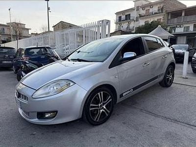 Usata Fiat Bravo 105 CV (77 kW) 2011 Grigio Utilitaria