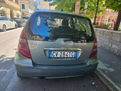 Usata Mercedes A180 109 CV (80 kW) 2005 Argento Monovolume