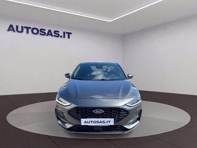 Grigio metallizzato Usata 2023 Ford Focus ST-Line Berlina | 19.990 € (Buon prezzo)
