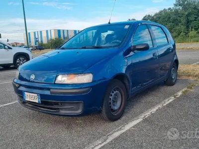 Usata Fiat Punto 60 CV (44 kW) 2002 Utilitaria