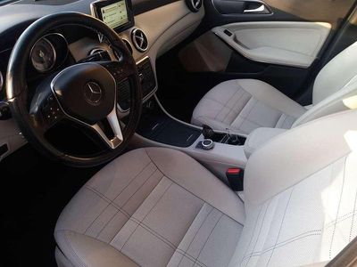 Usata Mercedes GLA200 Premium 136 CV (100 kW) 2014 Grigio SUV