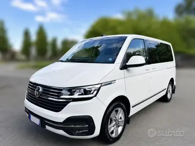 Usata VW Caravelle 204 CV (150 kW) 2021 Bianco Furgone