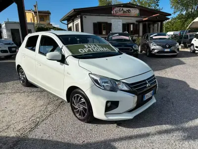Usata Mitsubishi Space Star Intense 71 CV (52 kW) 2022 Bianco Utilitaria