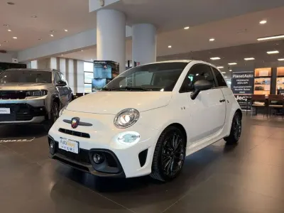 Usata Abarth 595 165 CV (121 kW) 2024 Bianco Utilitaria