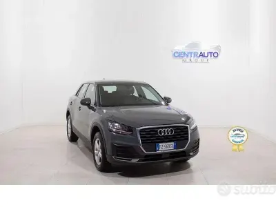 Usata Audi Q2 Business 116 CV (85 kW) 2019 Grigio SUV