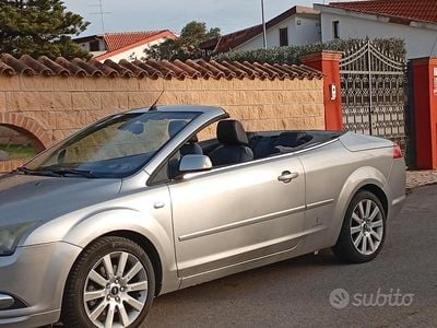 Usata Ford Focus Cabriolet 136 CV (100 kW) 2007 Grigio Cabrio