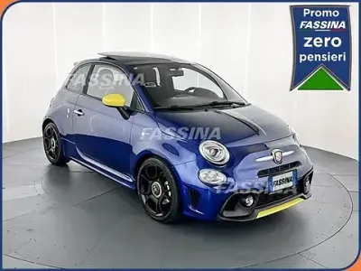 Usado Abarth 595 Pista 160 CV (117 kW) 2018 Azul Utilitario