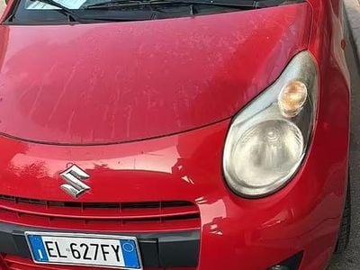 Usata Suzuki Alto 68 CV (50 kW) 2012 Rosso Utilitaria