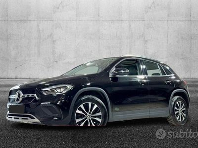 Usata Mercedes GLA200 Business 150 CV (110 kW) 2020 Nero SUV