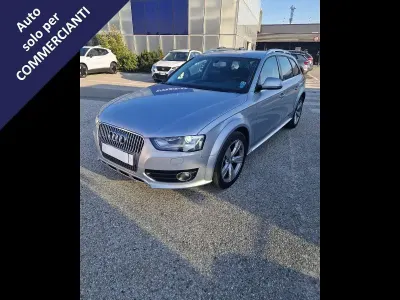 Usata Audi A4 Allroad Business Plus 190 CV (139 kW) 2015 Grigio metalizzato chiaro Station wagon