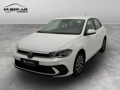 Begagnad VW Polo Life 95 HK (69 kW) 2023 Vit Halvkombi