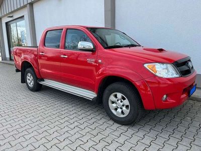 usata Toyota HiLux 3.0 d-4d double cab SR