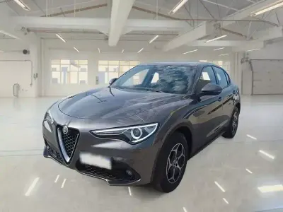 Usata Alfa Romeo Stelvio Super 190 CV (139 kW) 2022 Grigio SUV