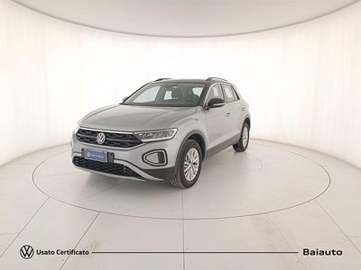 Usata VW T-Roc Life 150 CV (110 kW) 2024 Grigio SUV