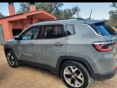Usata Jeep Compass 120 CV (88 kW) 2020 Grigio SUV