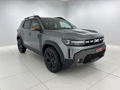 Nuova Dacia Duster Extreme 122 CV (89 kW) 2026 Gray Pick-up