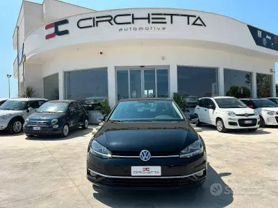 Usado VW Golf VII Business 116 HP (85 kW) 2019 Preto Sedan