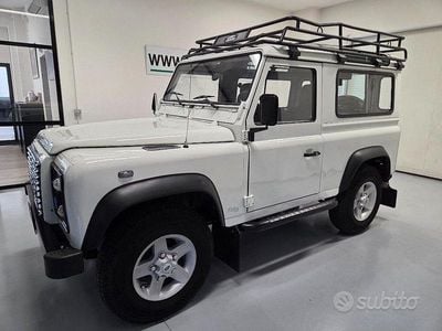 Usata Land Rover Defender 122 CV (89 kW) 2004 Bianco SUV