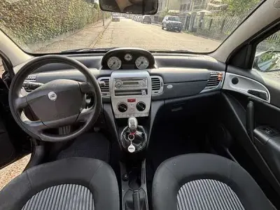 Usata Lancia Ypsilon 60 CV (44 kW) 2007 Utilitaria