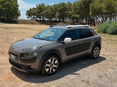 Usata Citroën C4 110 CV (80 kW) 2016 Grigio SUV