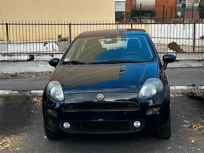 Usata Fiat Punto 77 CV (56 kW) 2015 Blu Utilitaria