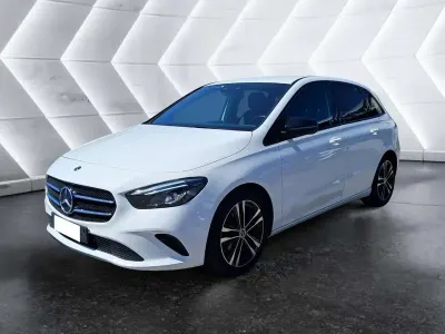 Usata Mercedes B180 116 CV (85 kW) 2019 Bianco Utilitaria
