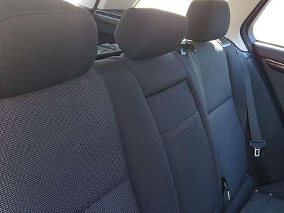 Usata Mercedes 220 Advantage 125 CV (91 kW) 2011 Nero Station wagon