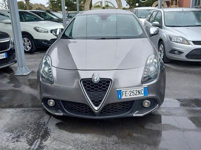 Usata Alfa Romeo Giulietta 120 CV (88 kW) 2016 Grigio Utilitaria
