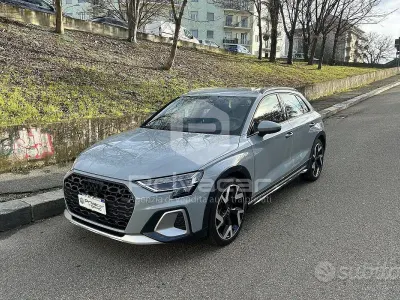 Usata Audi A3 Comfort 150 CV (110 kW) 2025 Grigio Berlina
