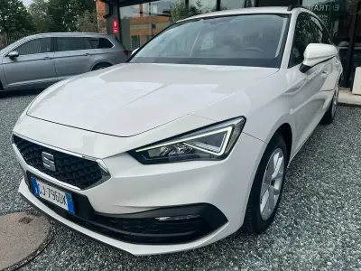 Usata Seat Leon Style 150 CV (110 kW) 2022 Bianco Station wagon