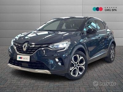 Usata Renault Captur Intens 159 CV (116 kW) 2020 Blu SUV
