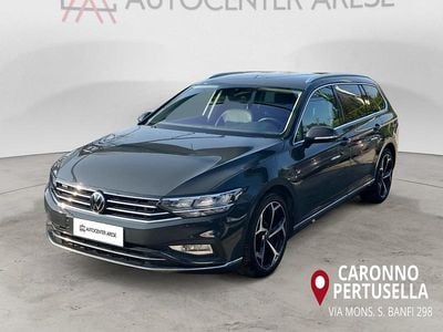Usata VW Passat Executive 200 CV (147 kW) 2020 Grigio Station wagon
