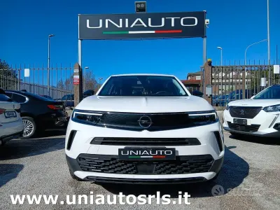 Usata Opel Mokka Elegance 101 CV (74 kW) 2022 Bianco SUV
