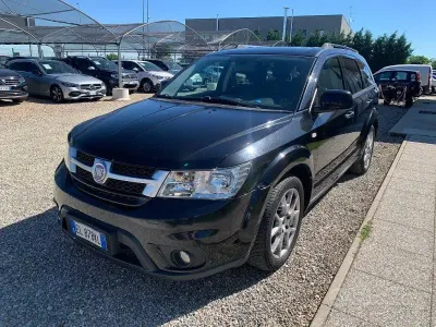 Usata Fiat Freemont Urban 140 CV (102 kW) 2012 Nero SUV