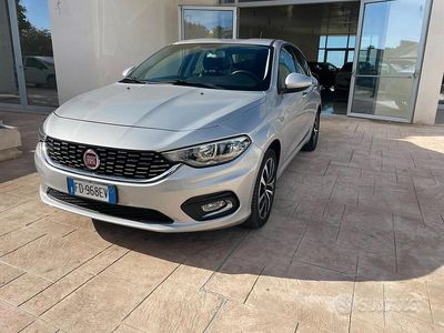 Usata Fiat Tipo Opening Edition 95 CV (69 kW) 2016 Grigio Berlina