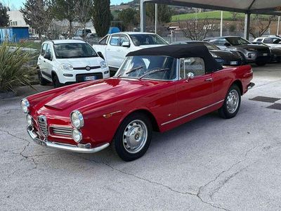 Usata Alfa Romeo Spider 145 CV (106 kW) 1966 Rosso Cabrio